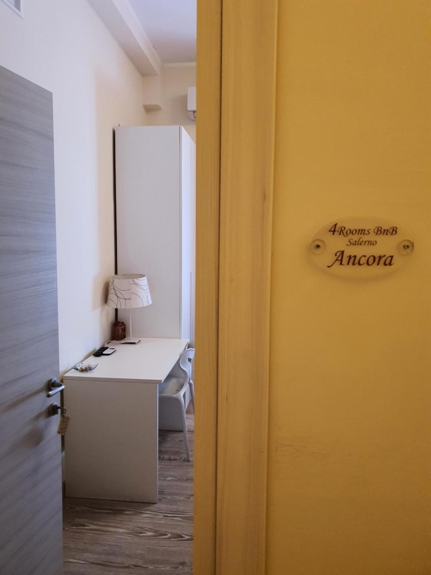 4Rooms Guest House Free Wi-Fi Salerno Exterior photo