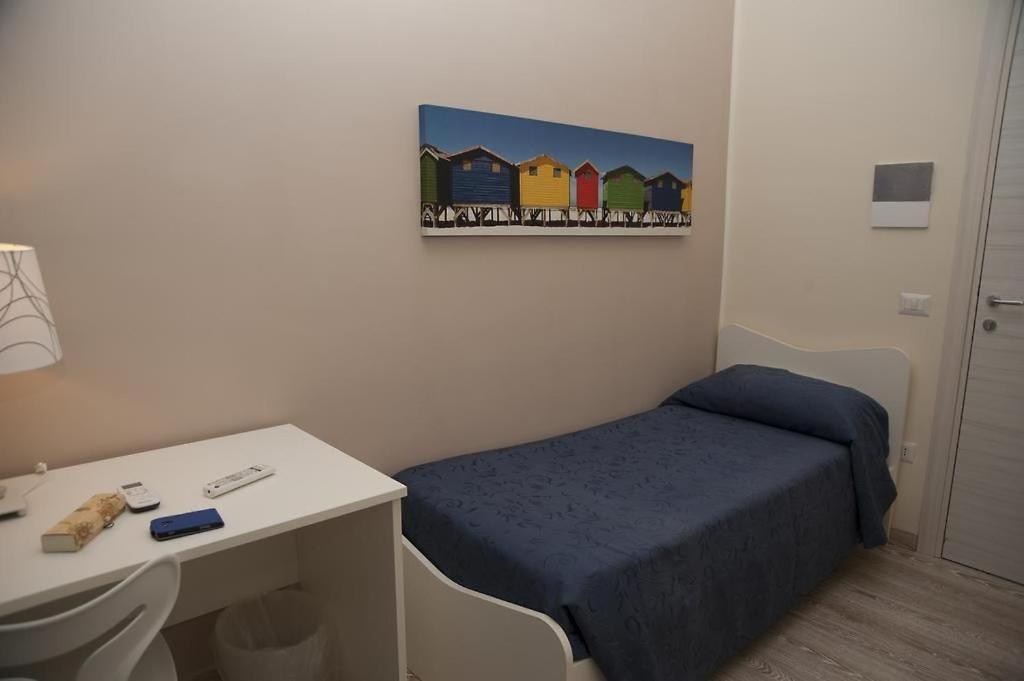 4Rooms Guest House Free Wi-Fi Salerno Exterior photo