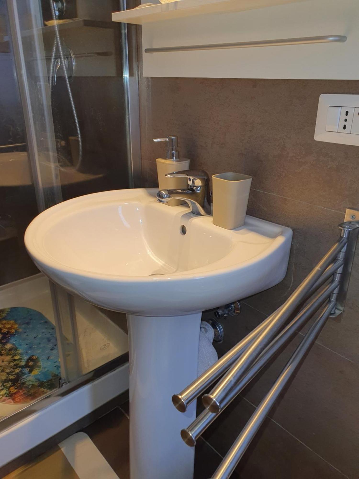 4Rooms Guest House Free Wi-Fi Salerno Exterior photo