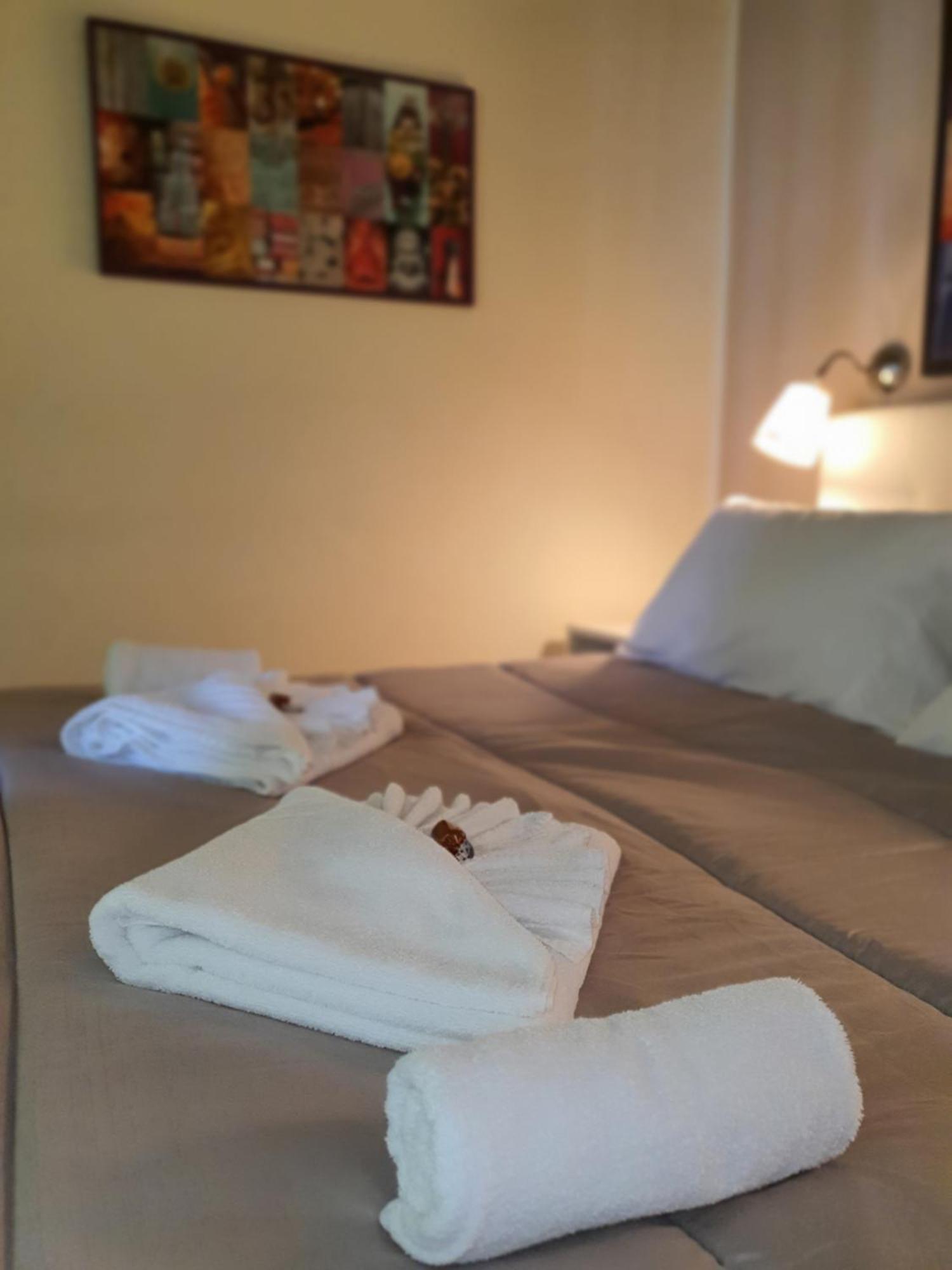 4Rooms Guest House Free Wi-Fi Salerno Exterior photo