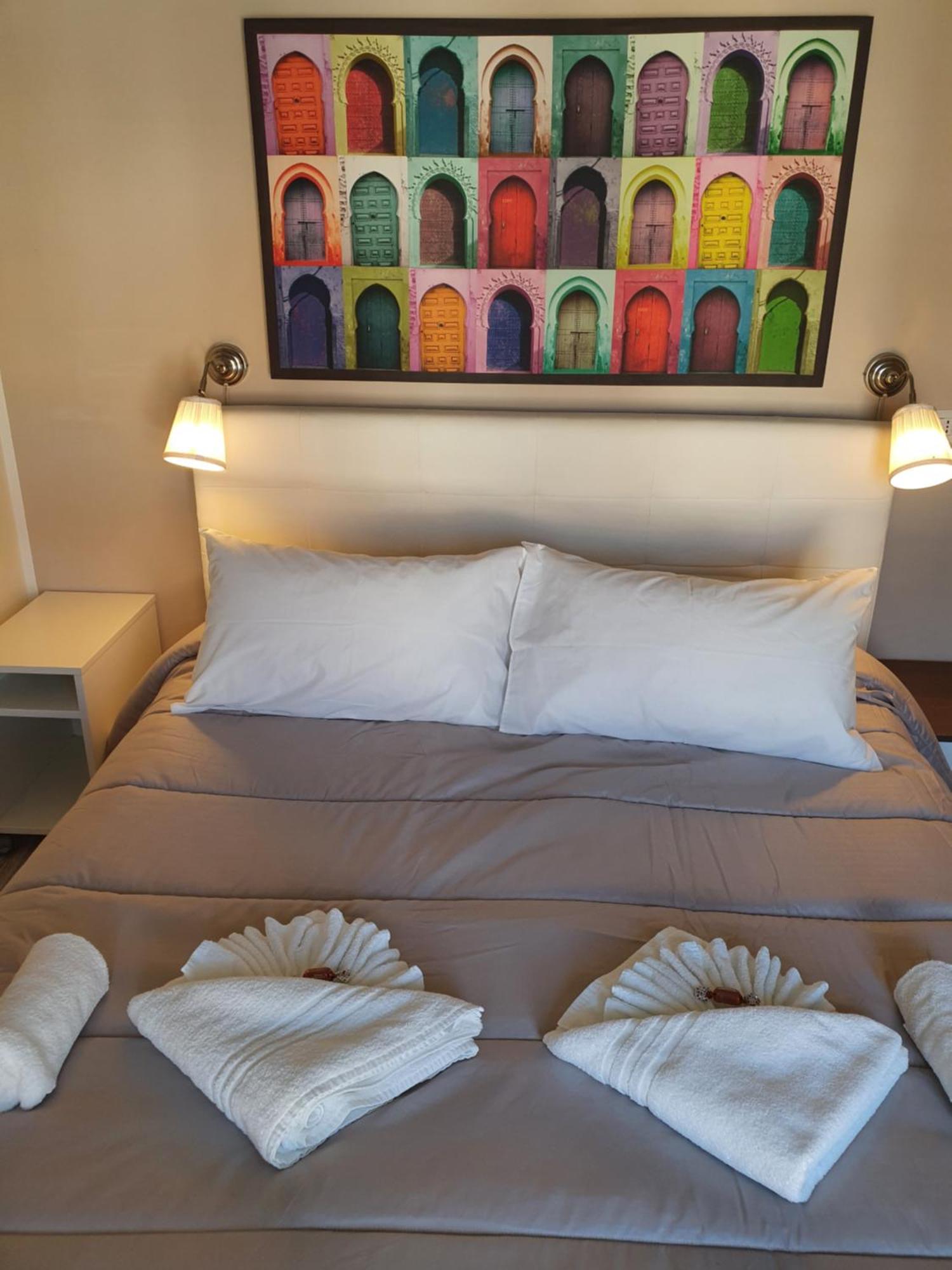 4Rooms Guest House Free Wi-Fi Salerno Exterior photo