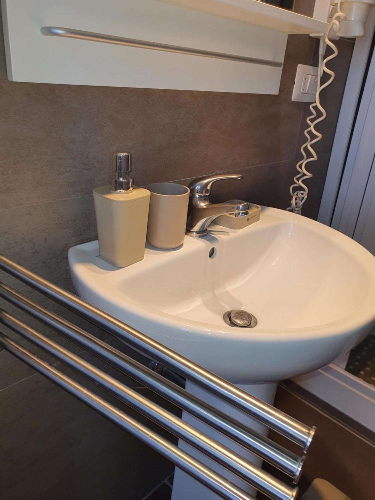 4Rooms Guest House Free Wi-Fi Salerno Exterior photo