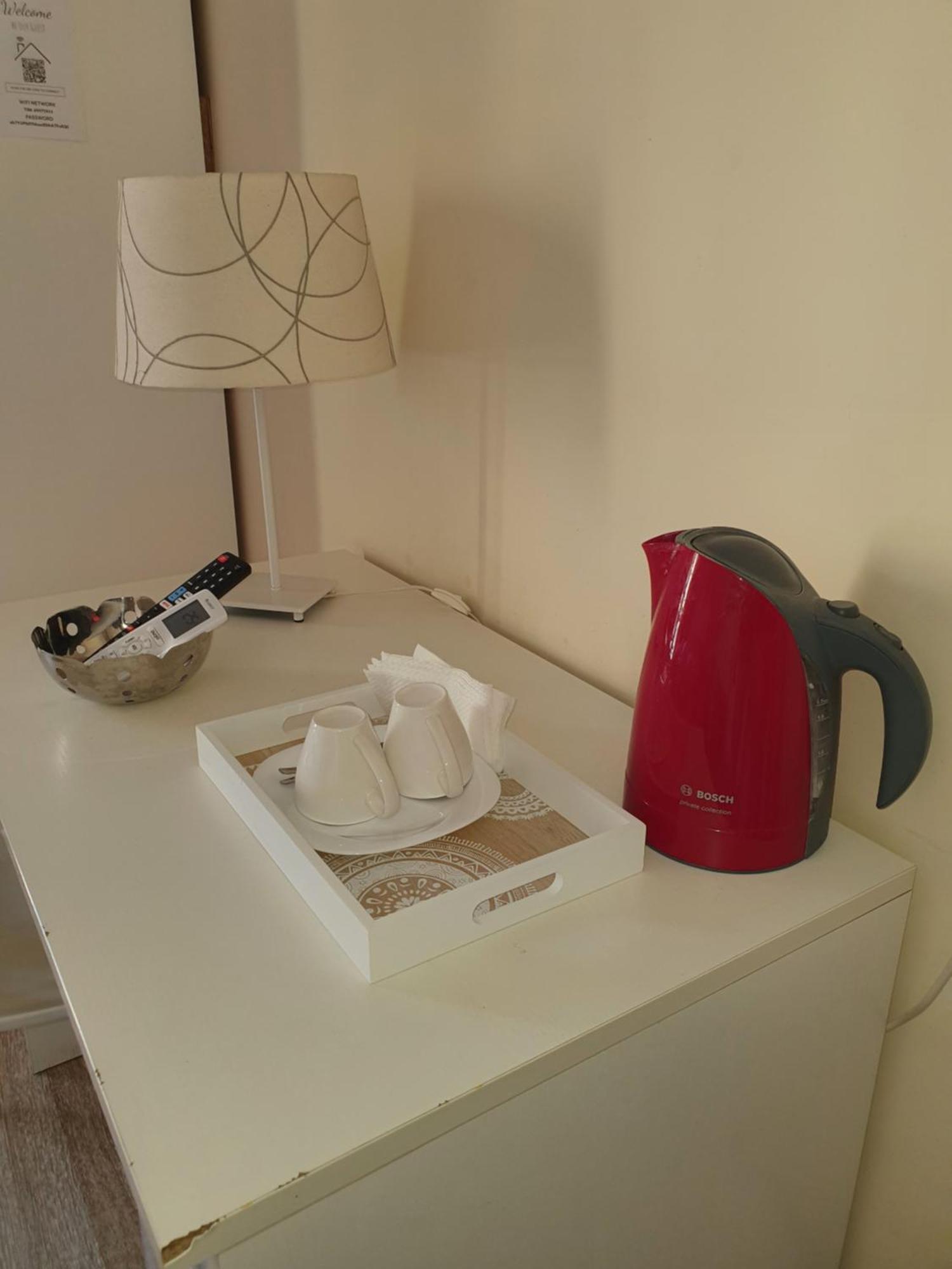 4Rooms Guest House Free Wi-Fi Salerno Exterior photo