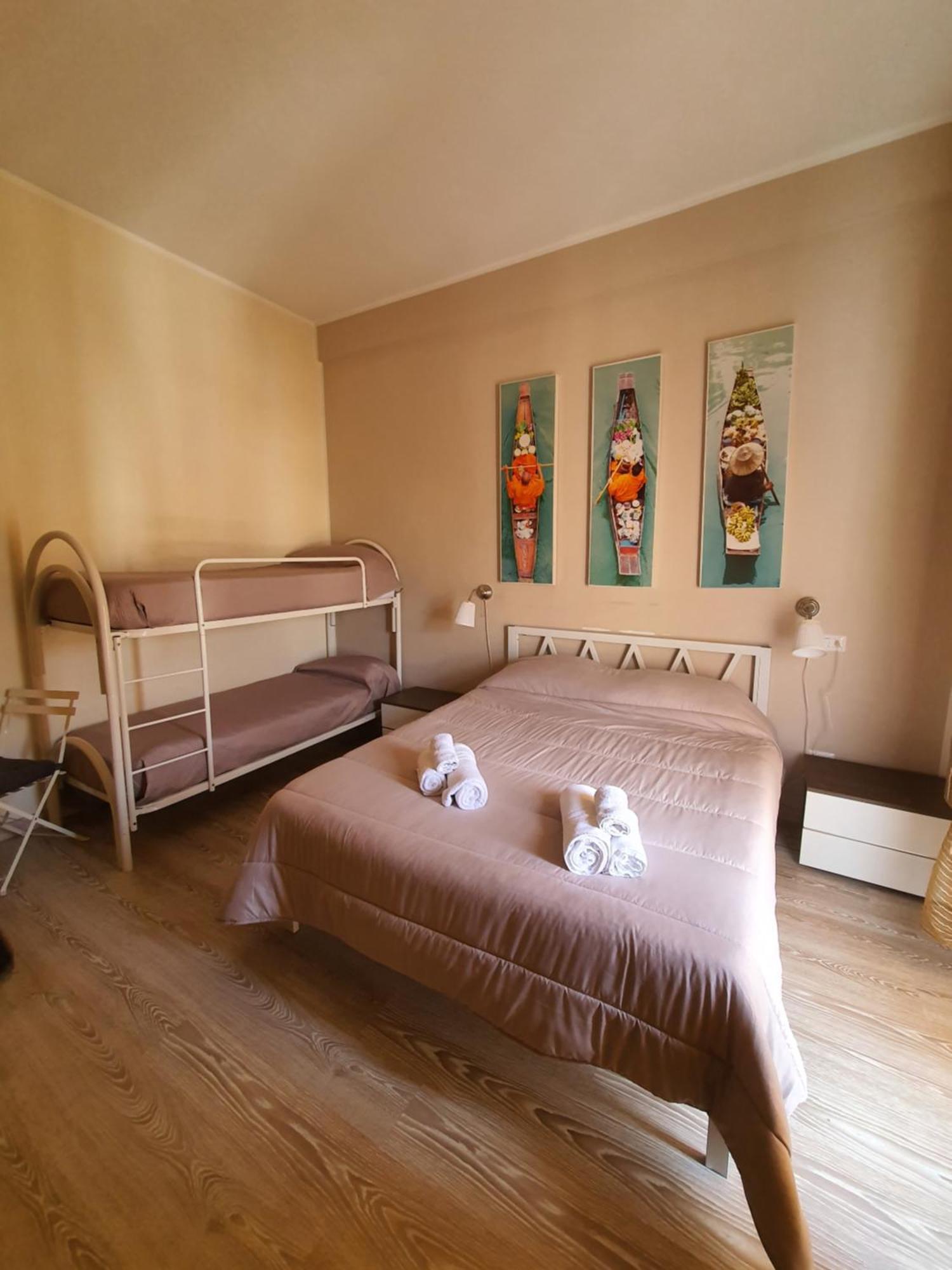 4Rooms Guest House Free Wi-Fi Salerno Exterior photo